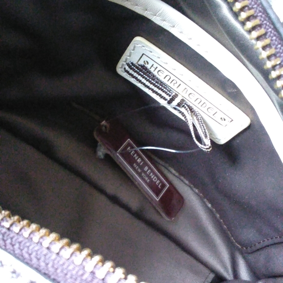 Henri Bendel Rare Snakeskin Convertible Handbag - Picture 2 of 13